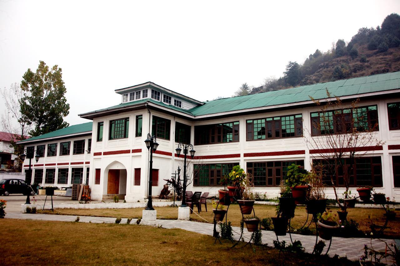 Hotel New Park At Dal Lake Srinagar  Exterior photo