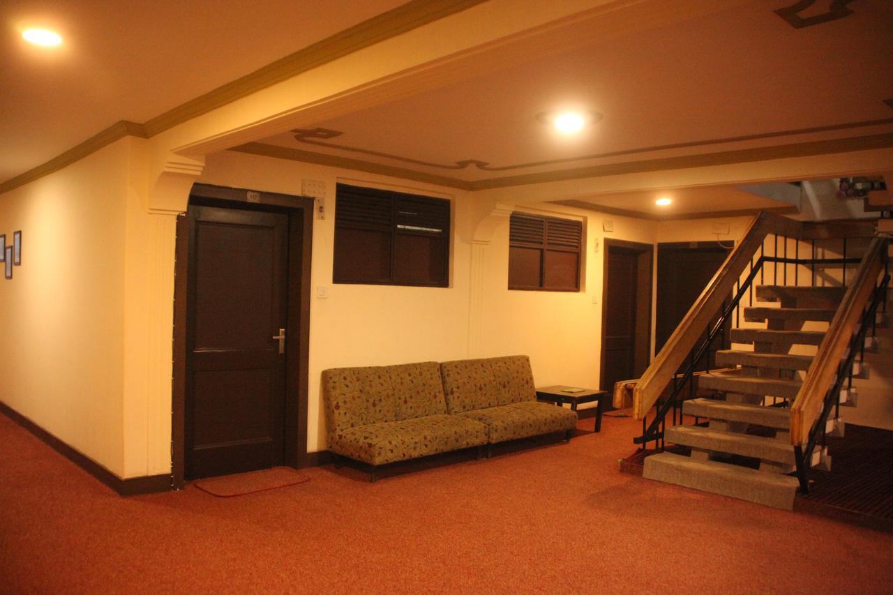 Hotel New Park At Dal Lake Srinagar  Exterior photo